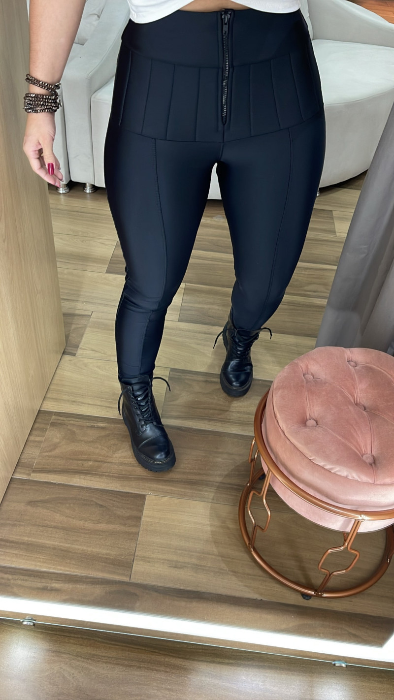 Calça hotsell de prada