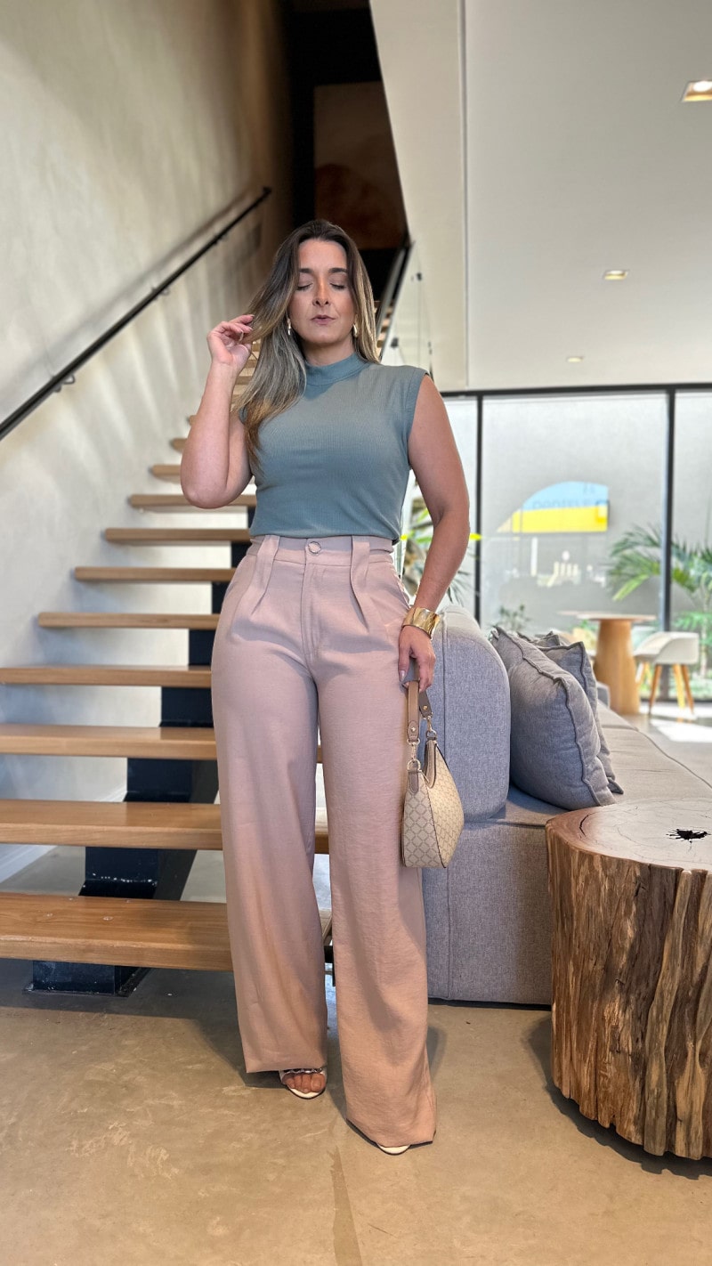 Calça Alfaiataria Pantalona Bruna