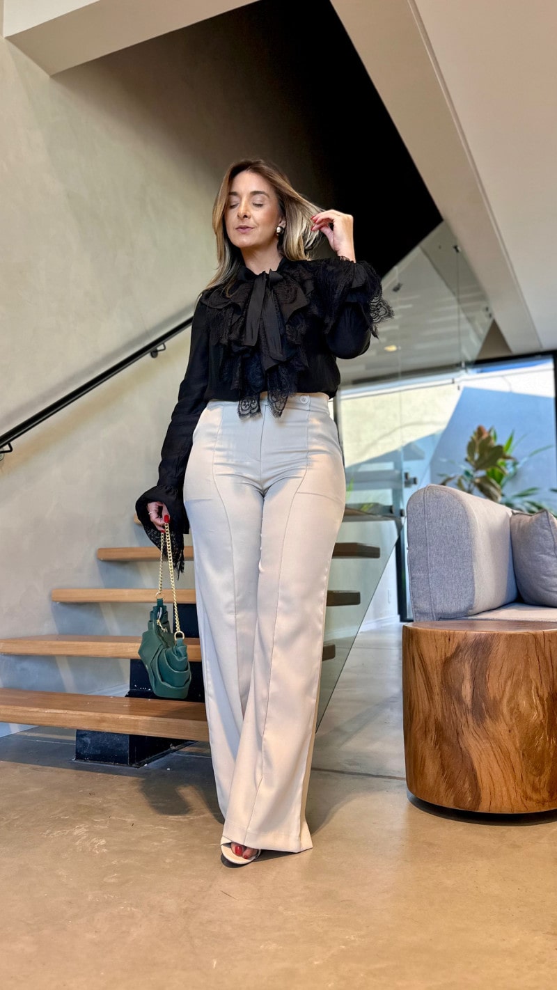 Camisa Renda Babado Bárbara
