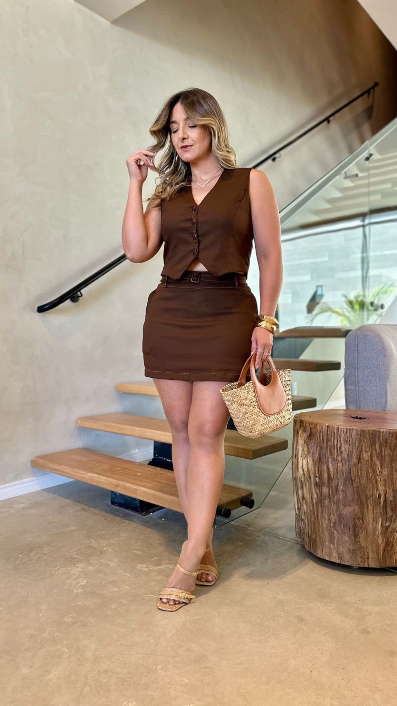 Conjunto Colete E Shortsaia Sarja Lais