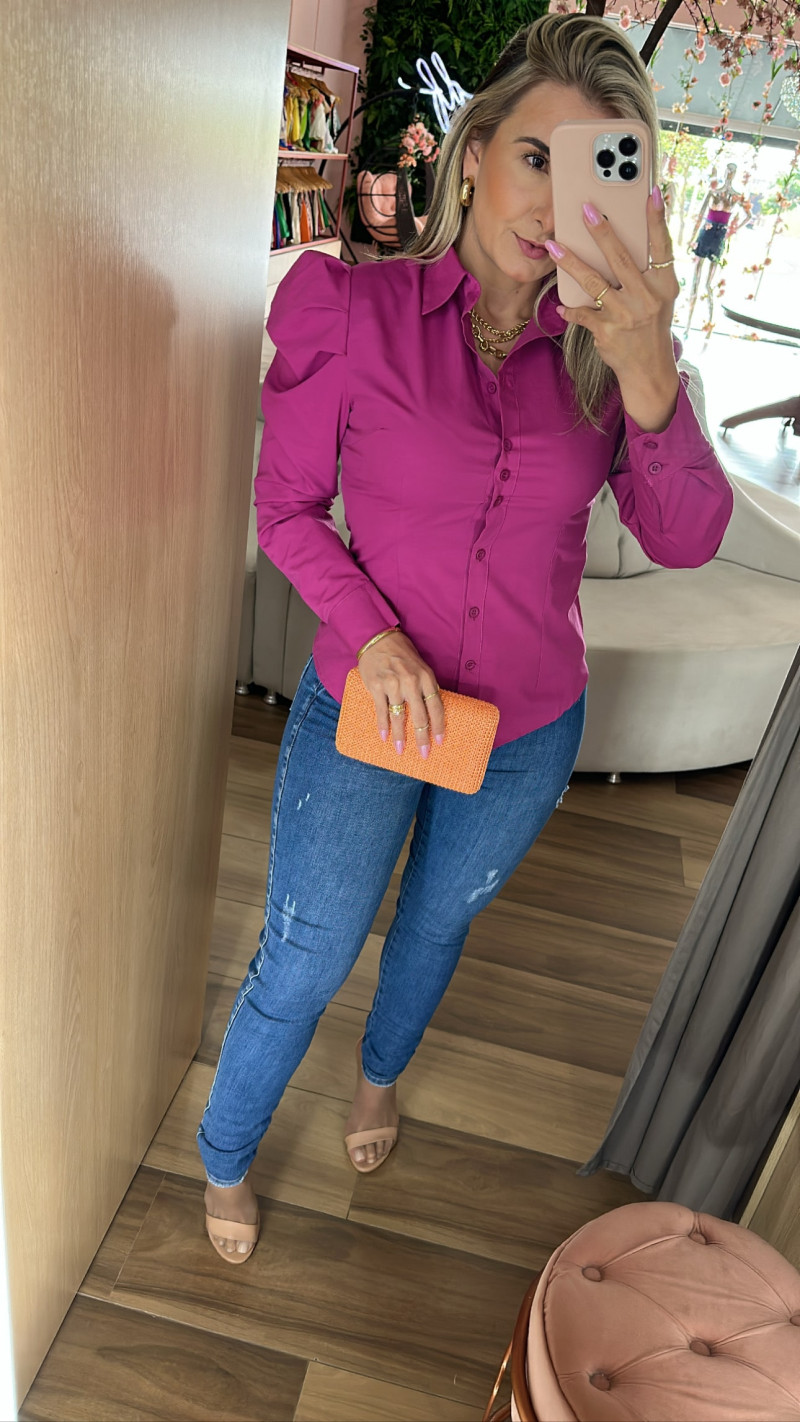 Calça jeans e blusa social feminina 2025