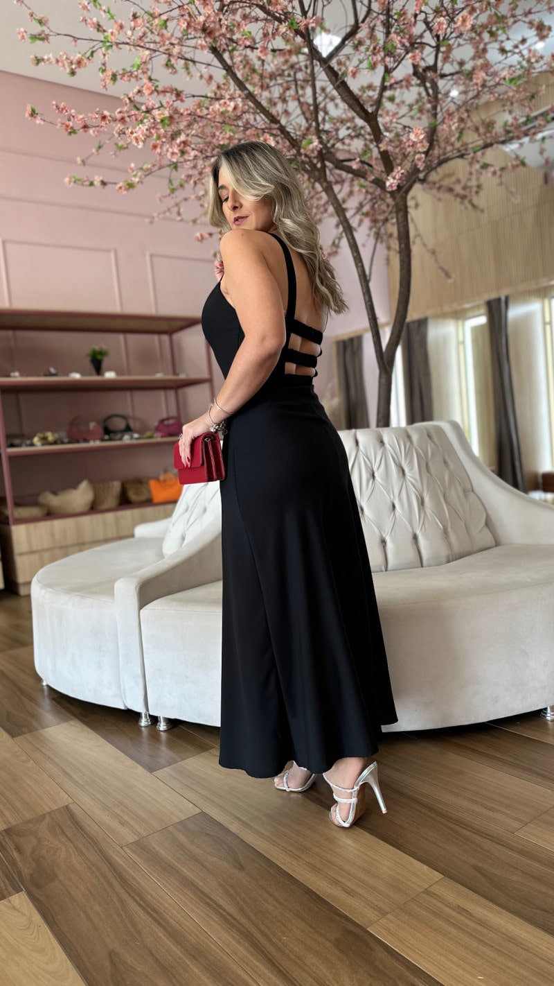 Conjunto Cropped E Saia Longa Shay