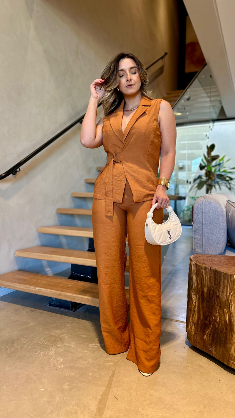 Conjunto Blusa Transpassada E Calça Fernanda