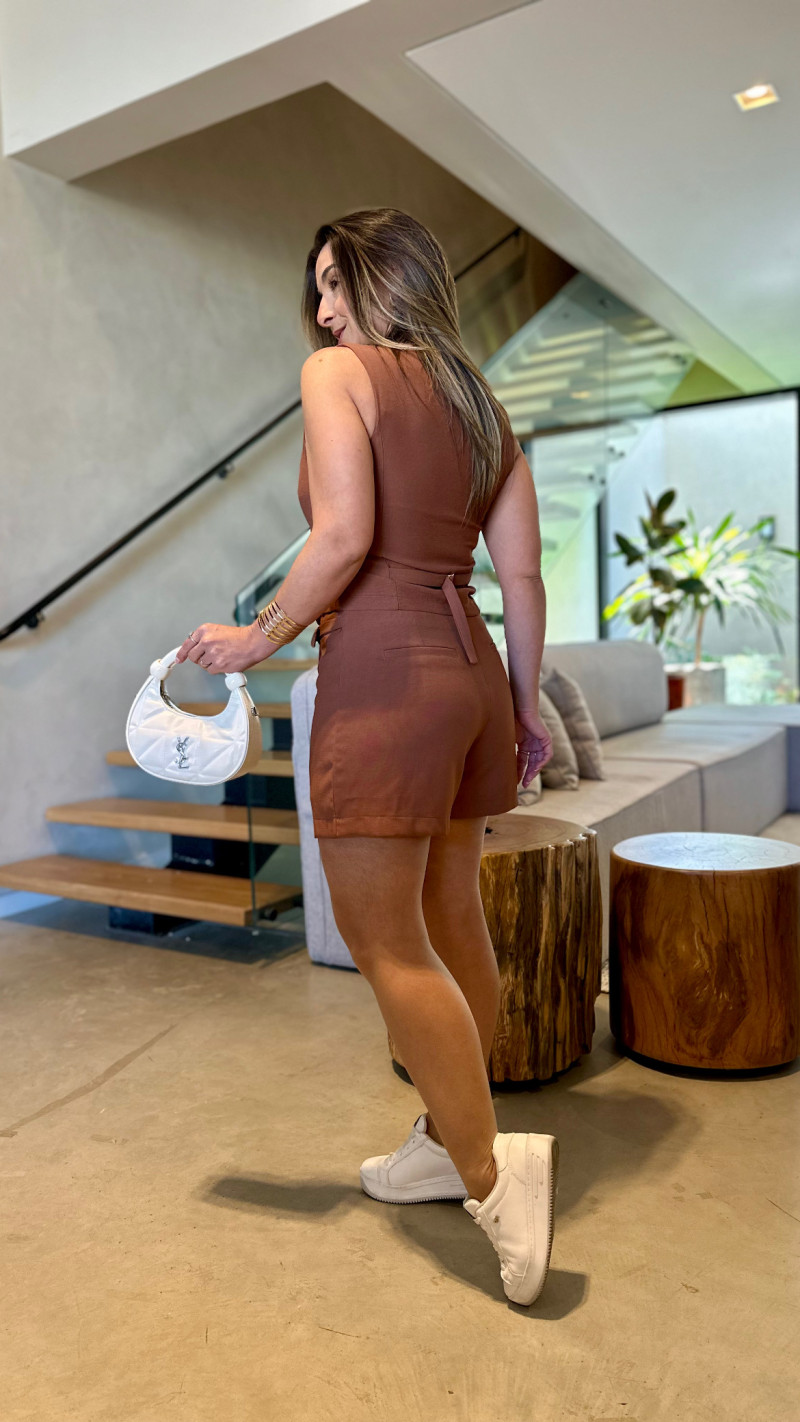 Conjunto Colete E Shortsaia Mariah