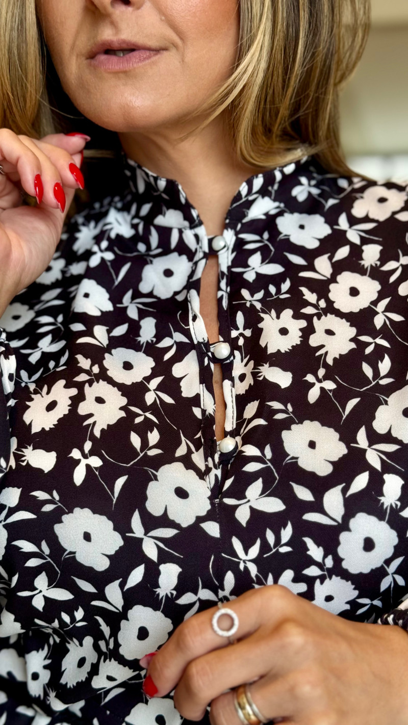 Vestido Manga Longa Flores