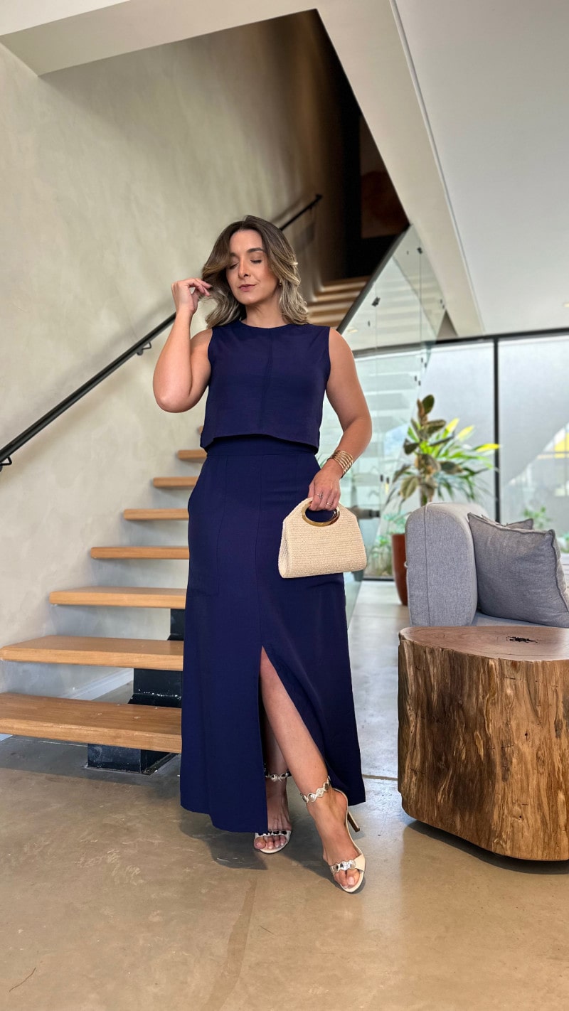 Conjunto Cropped E Saia Midi Marisa