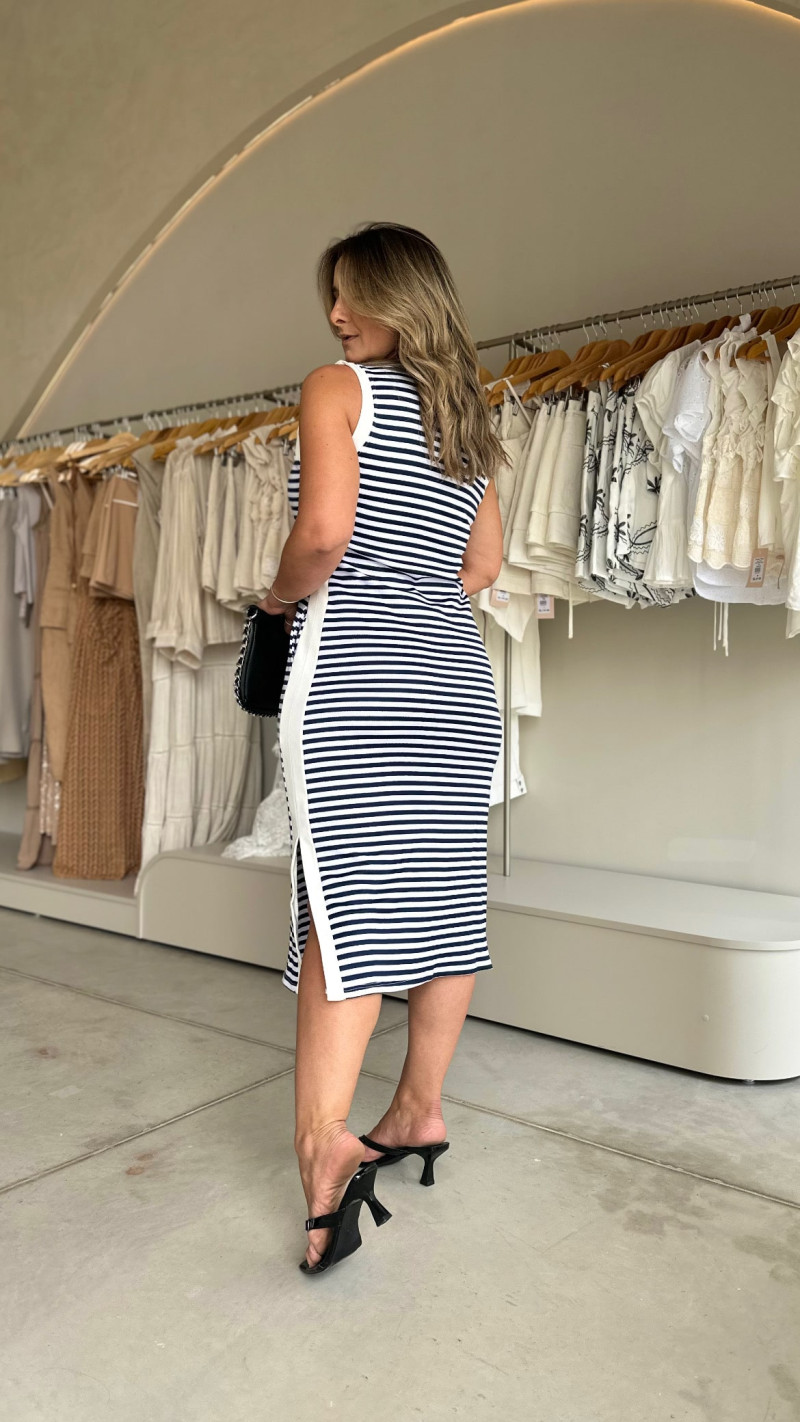 Vestido Midi Gola Alta Agatha Cores