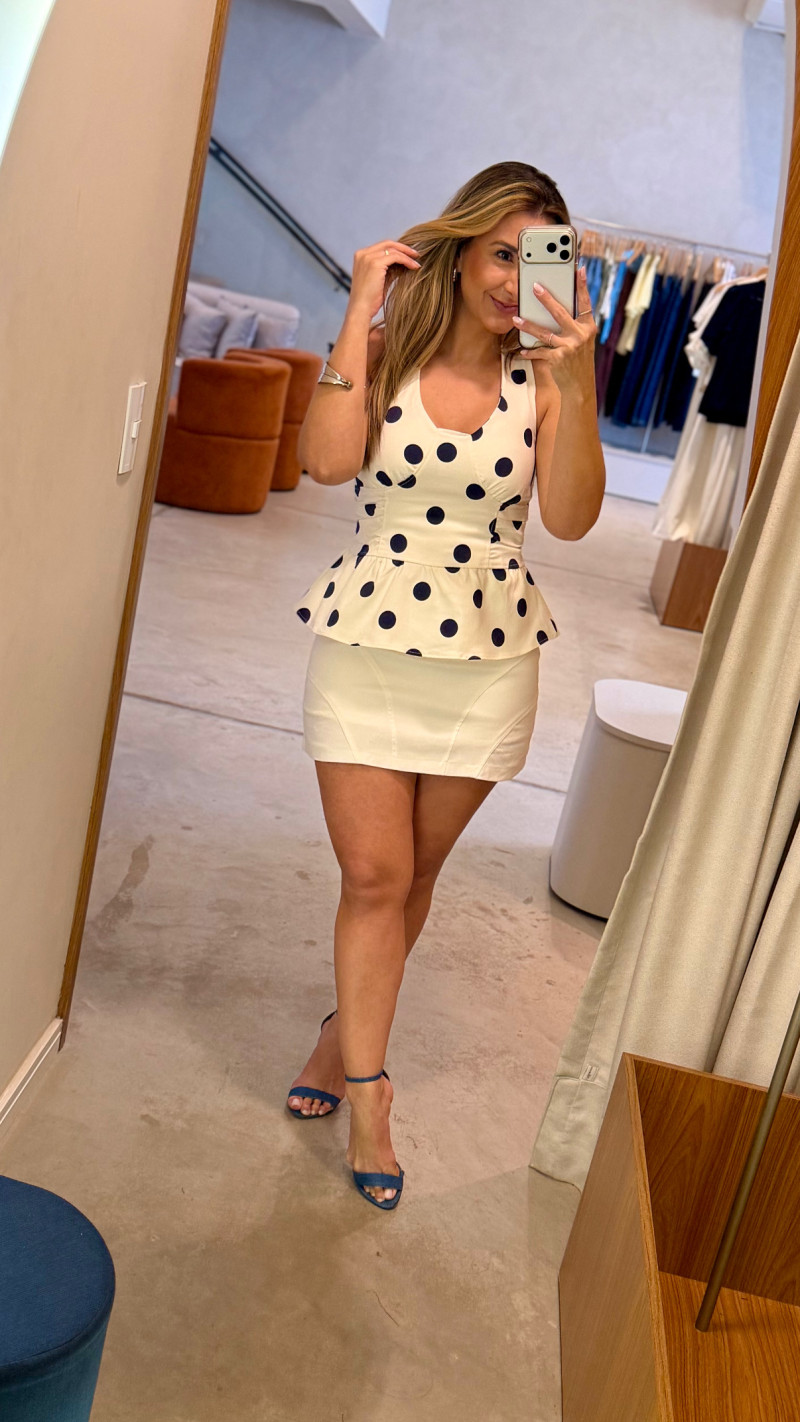 Conjunto Blusa E Shortsaia Poá Valesca 