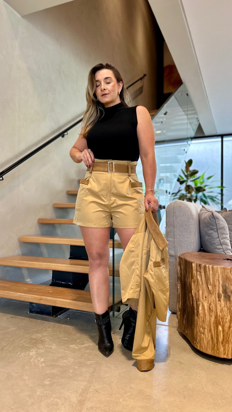 Conjunto Jaquetinha E Short Yas