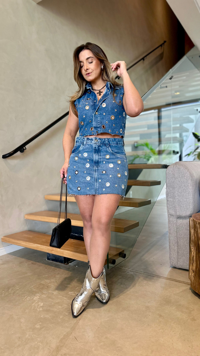 Colete Jeans Com Aplicação Lari