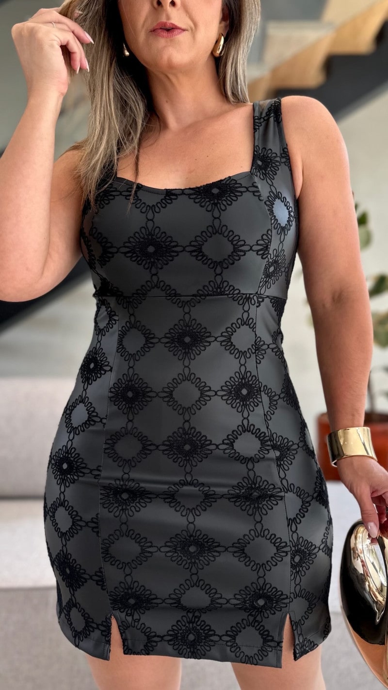 Vestido Couro Bordado Livia