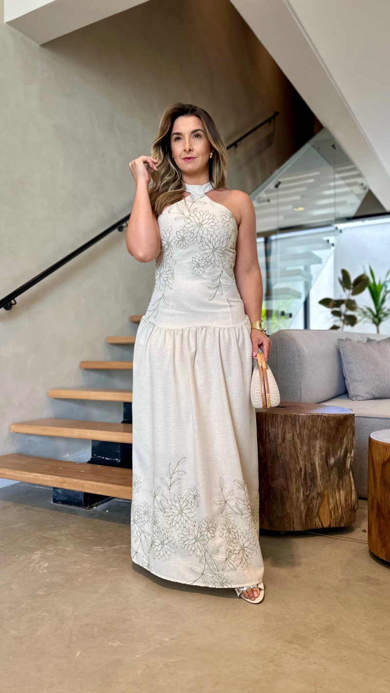 Vestido Longo Gola Alta Linho Bordado