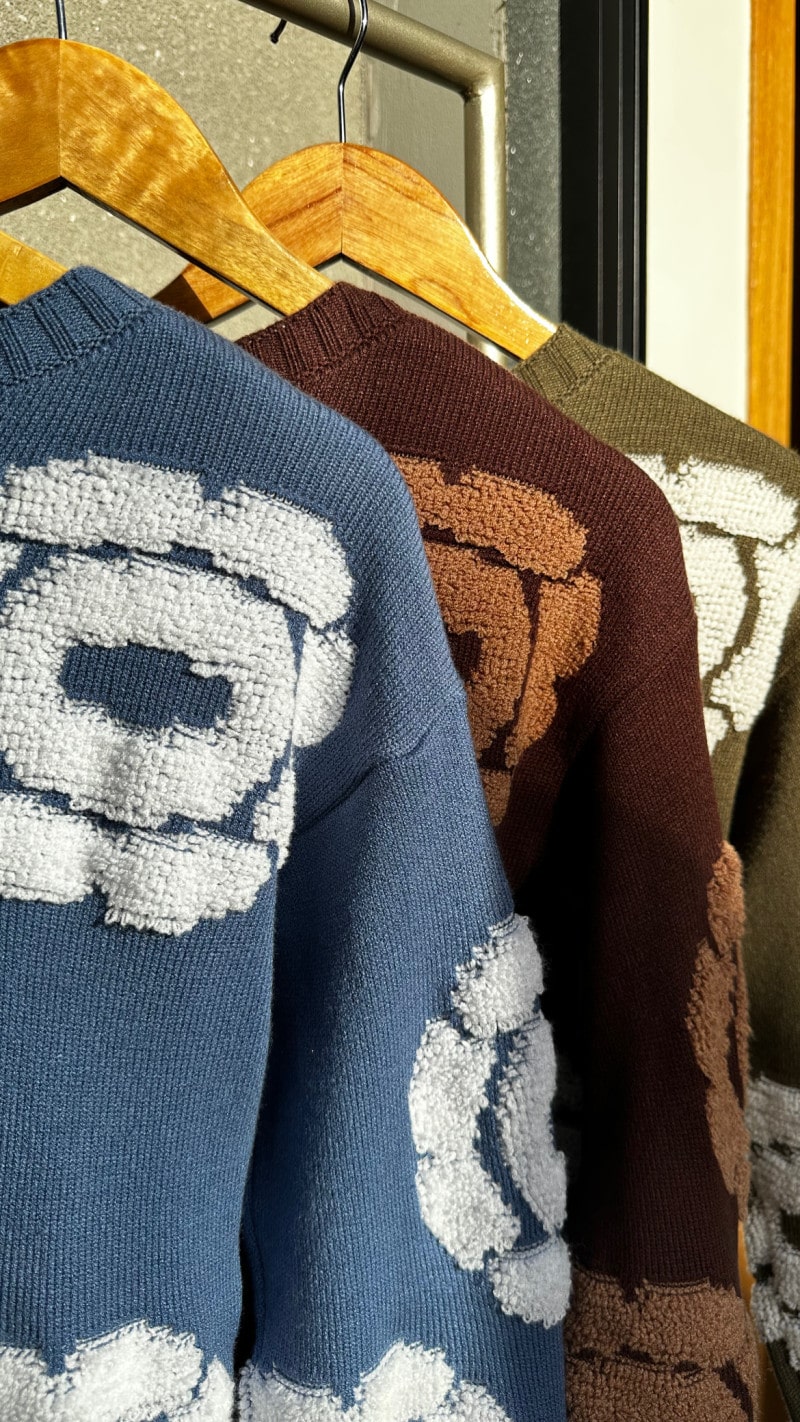Blusa Manga Longa Tricot Sobreposição Em Flores