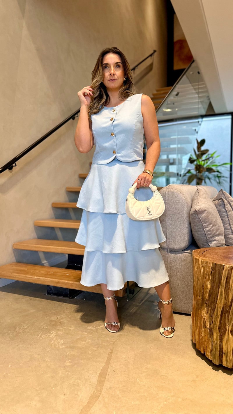 Conjunto Colete E Saia Camadas Lis