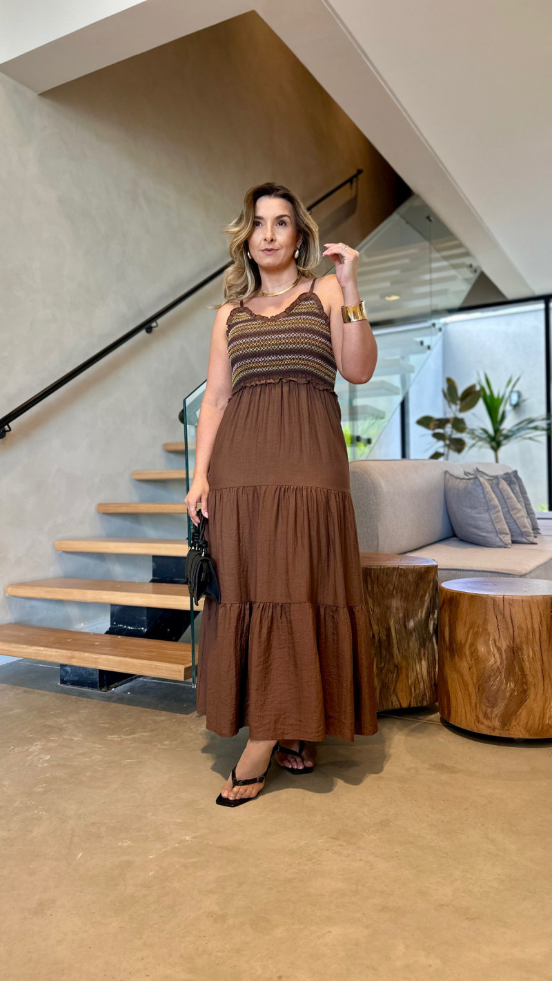 Vestido Midi Alcinha Bordado Vick