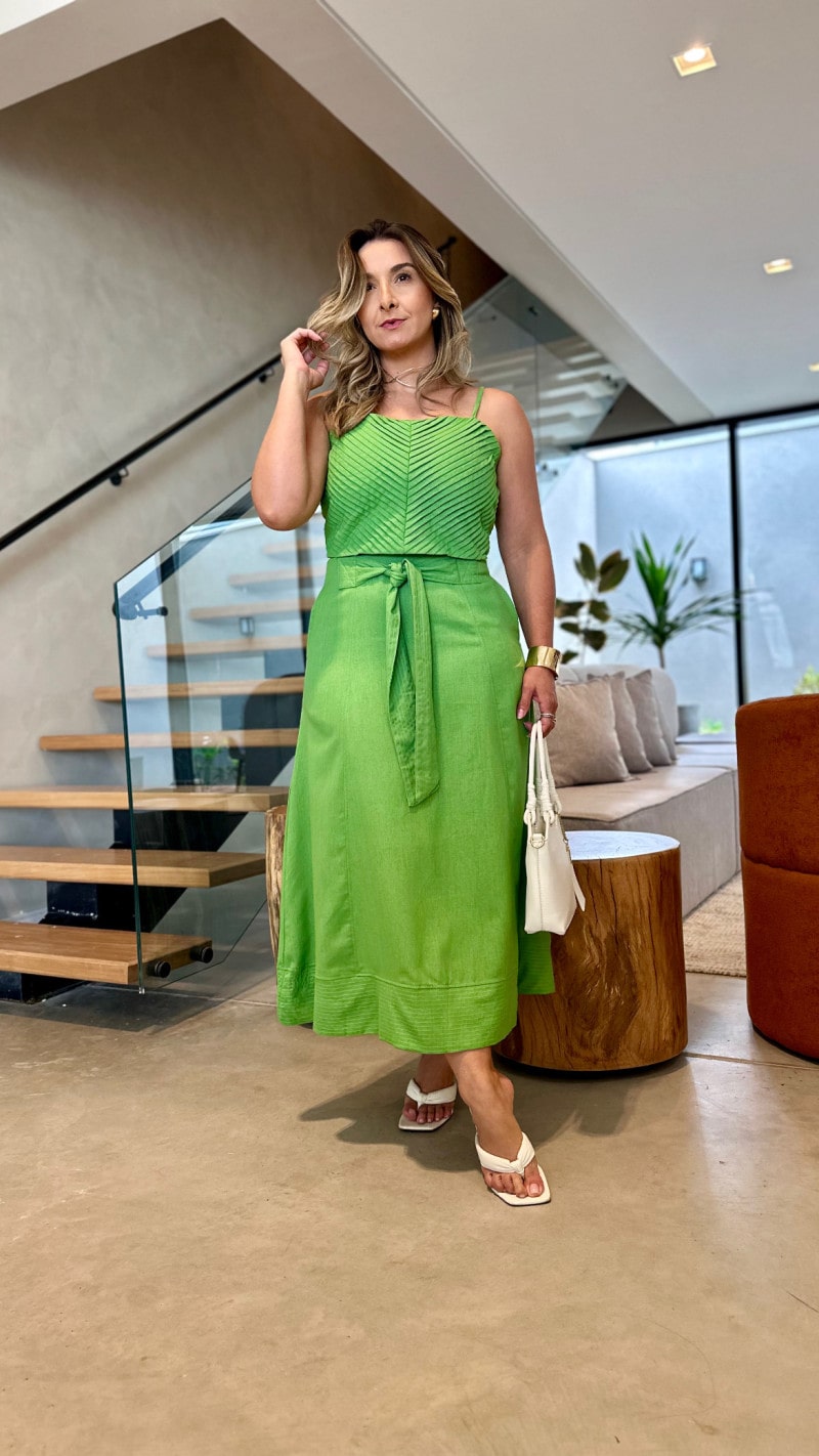Conjunto Cropped E Saia Midi Jade