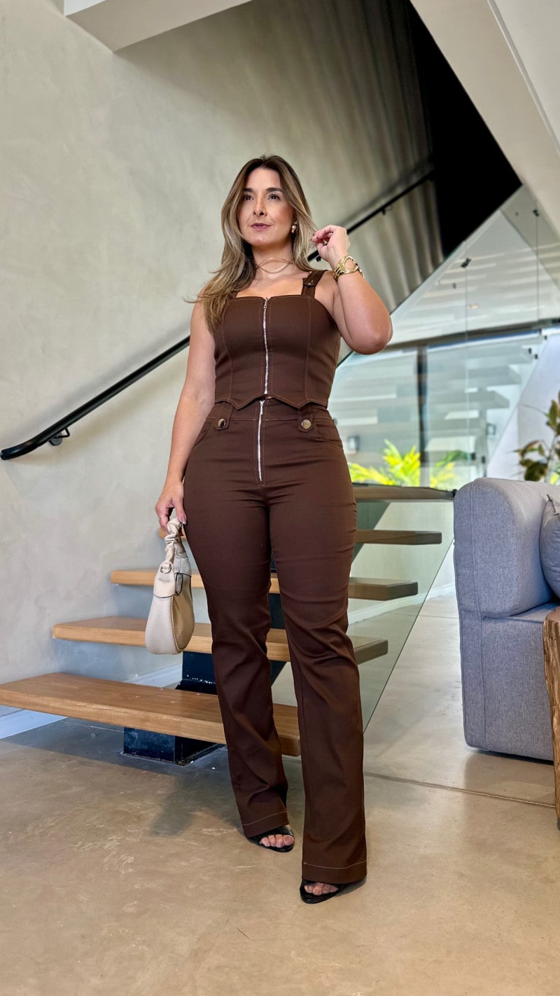 Conjunto Cropped E Calça Sarja Malú