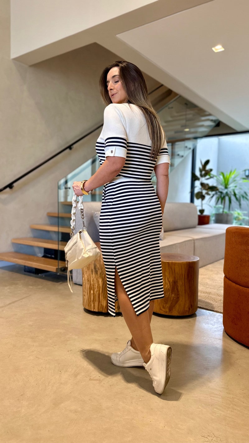Conjunto Blusa E Saia Midi Olivia