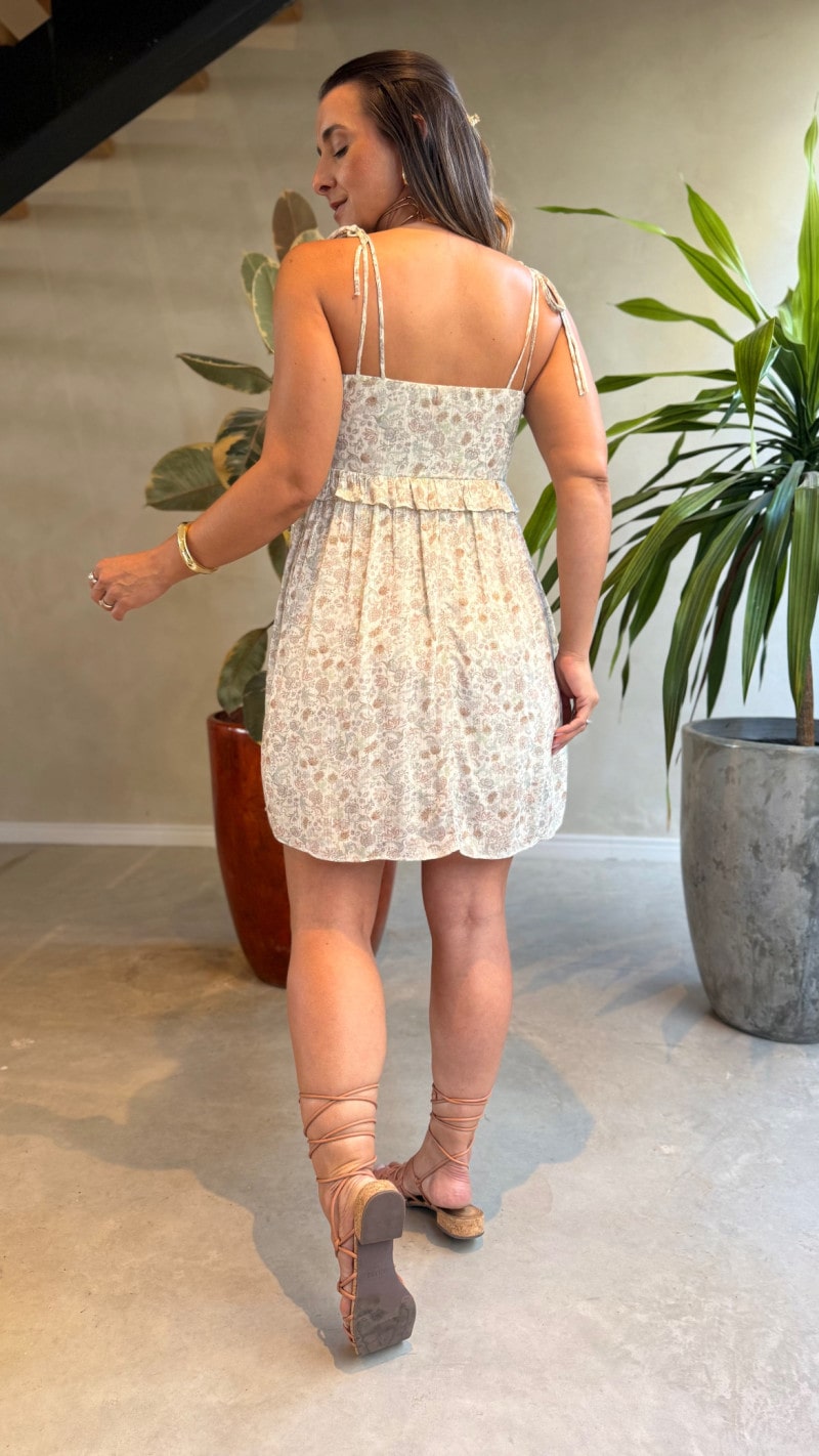 Vestido Curto Alcinha Amarraçao Lily