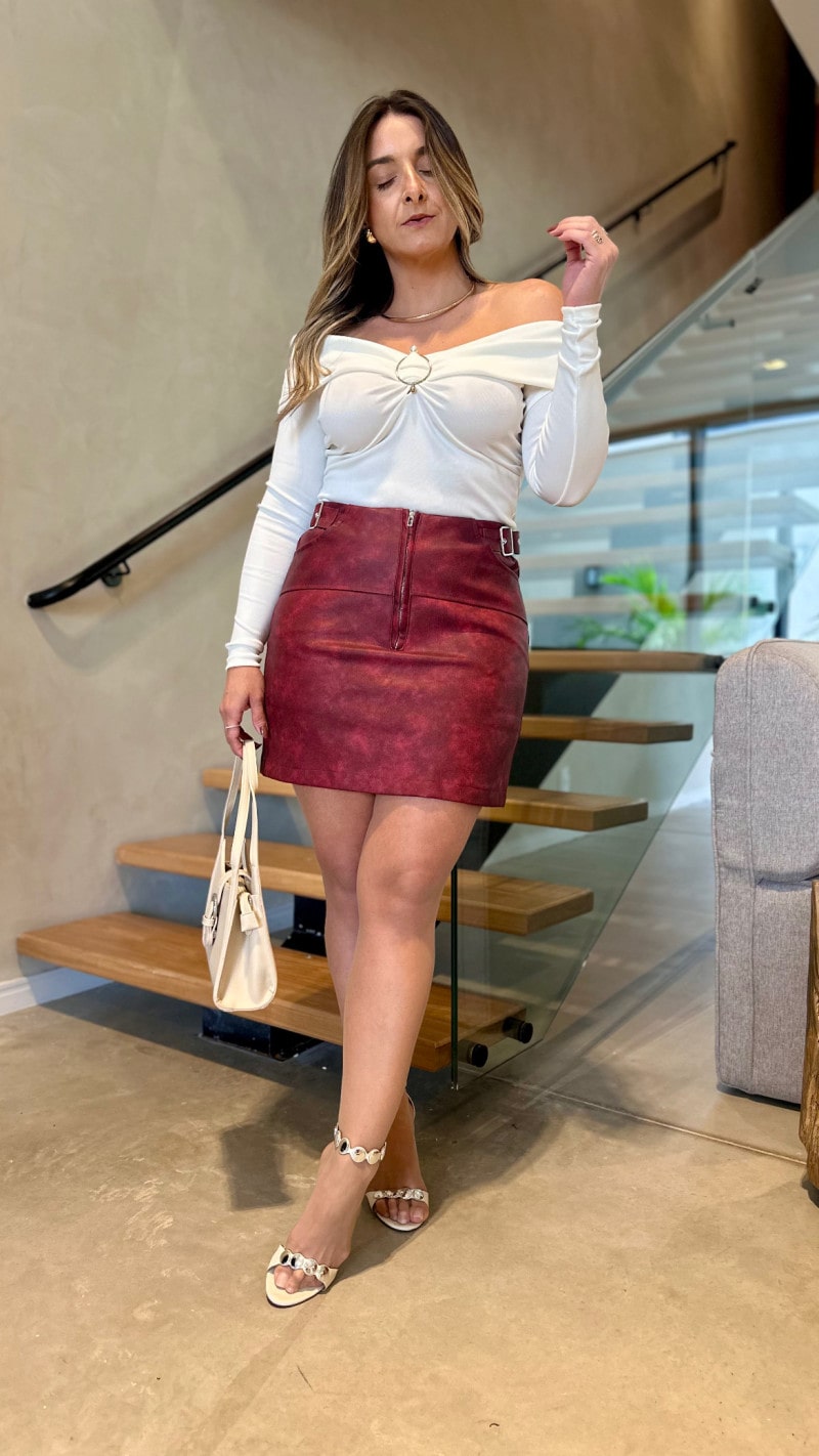 Blusa Ombro Á Ombro Com Detalhe Lís
