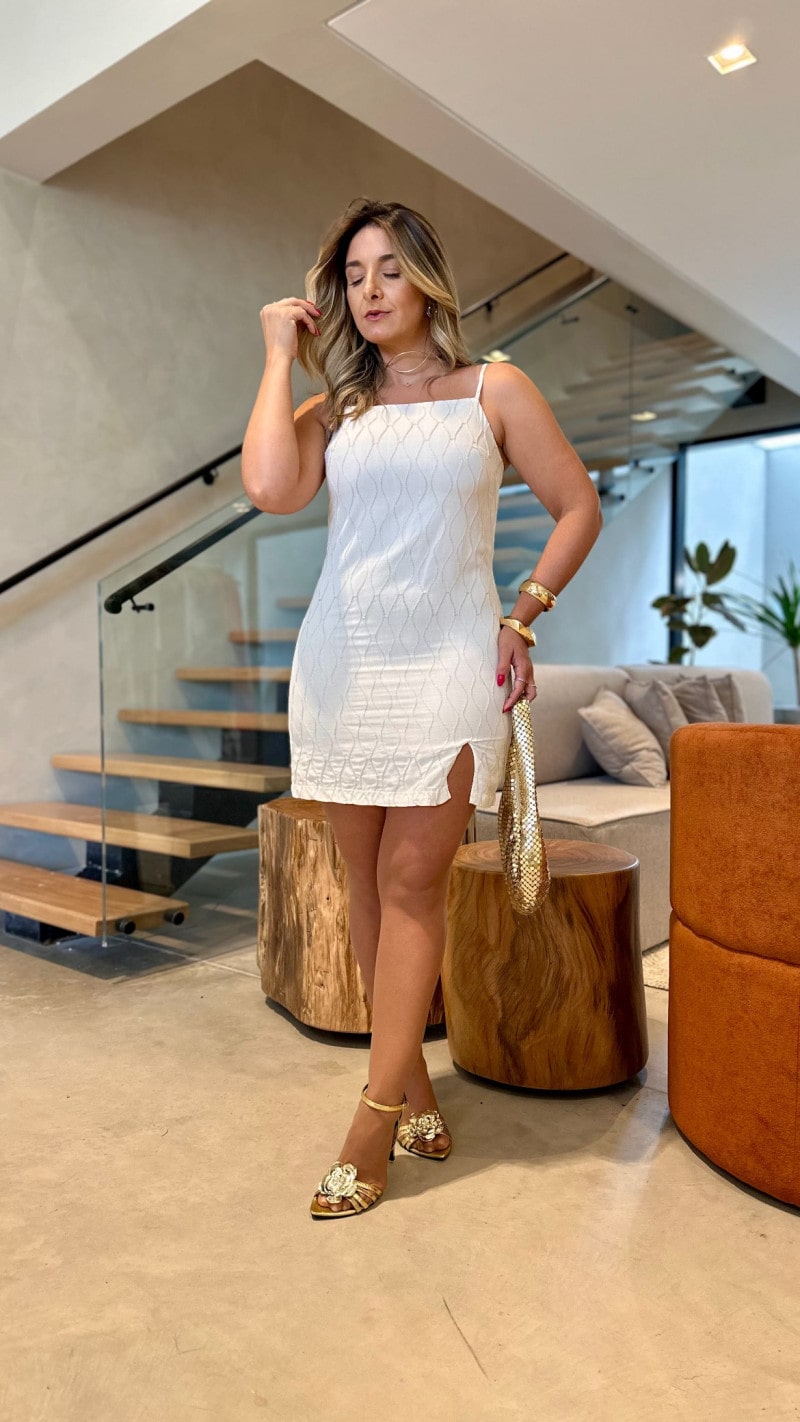 Vestido Alcinha Bordado Alezia