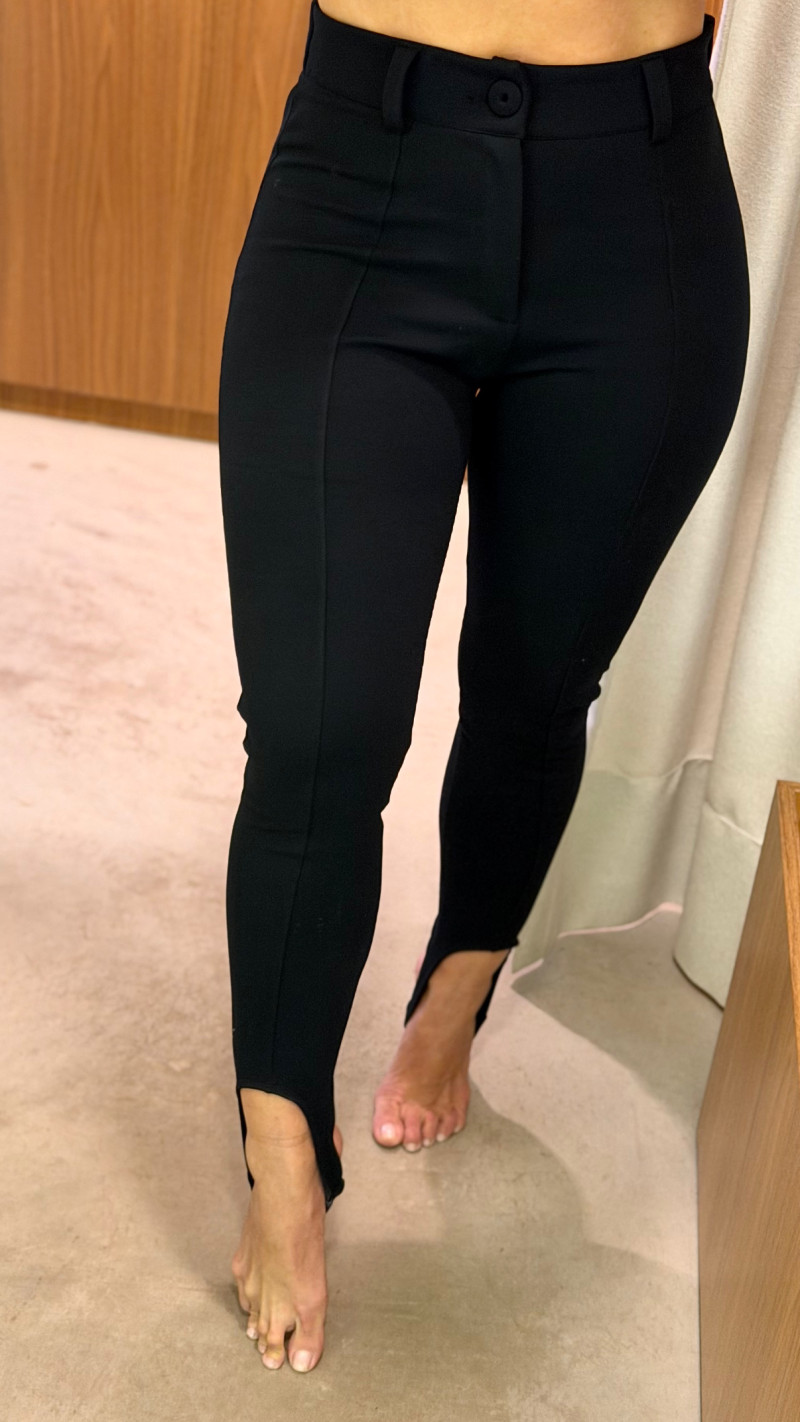 Calça C/ Pezinho Alessandra