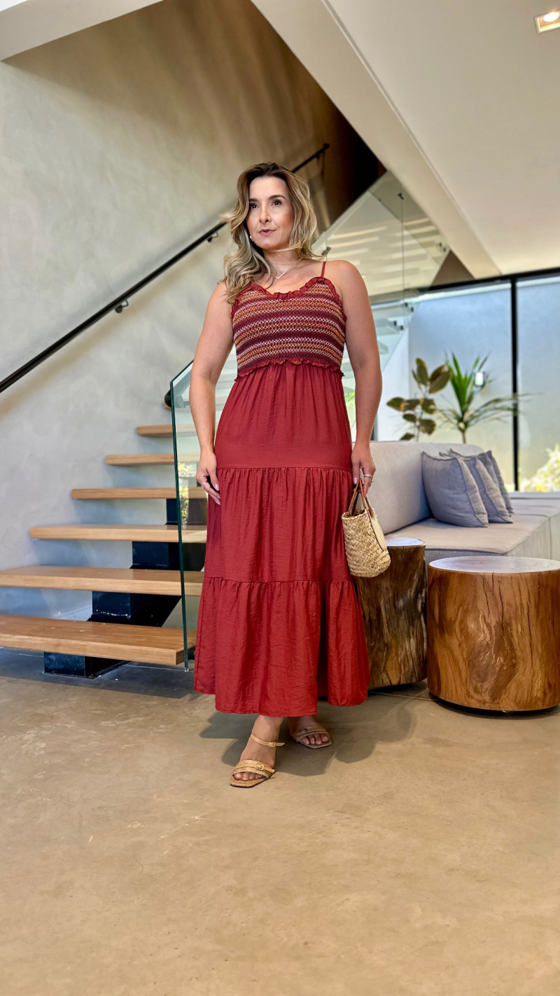 Vestido Midi Alcinha Bordado Vick