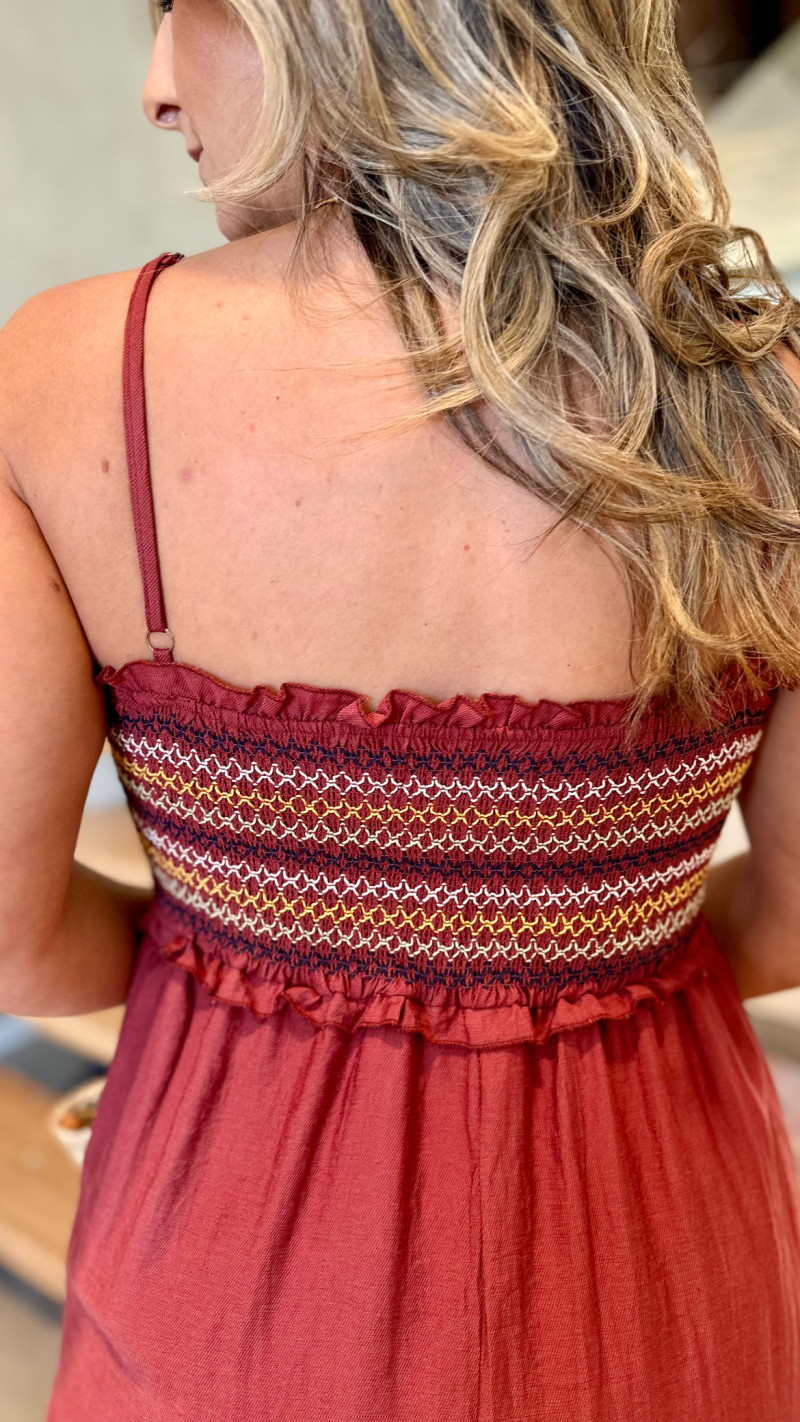 Vestido Midi Alcinha Bordado Vick