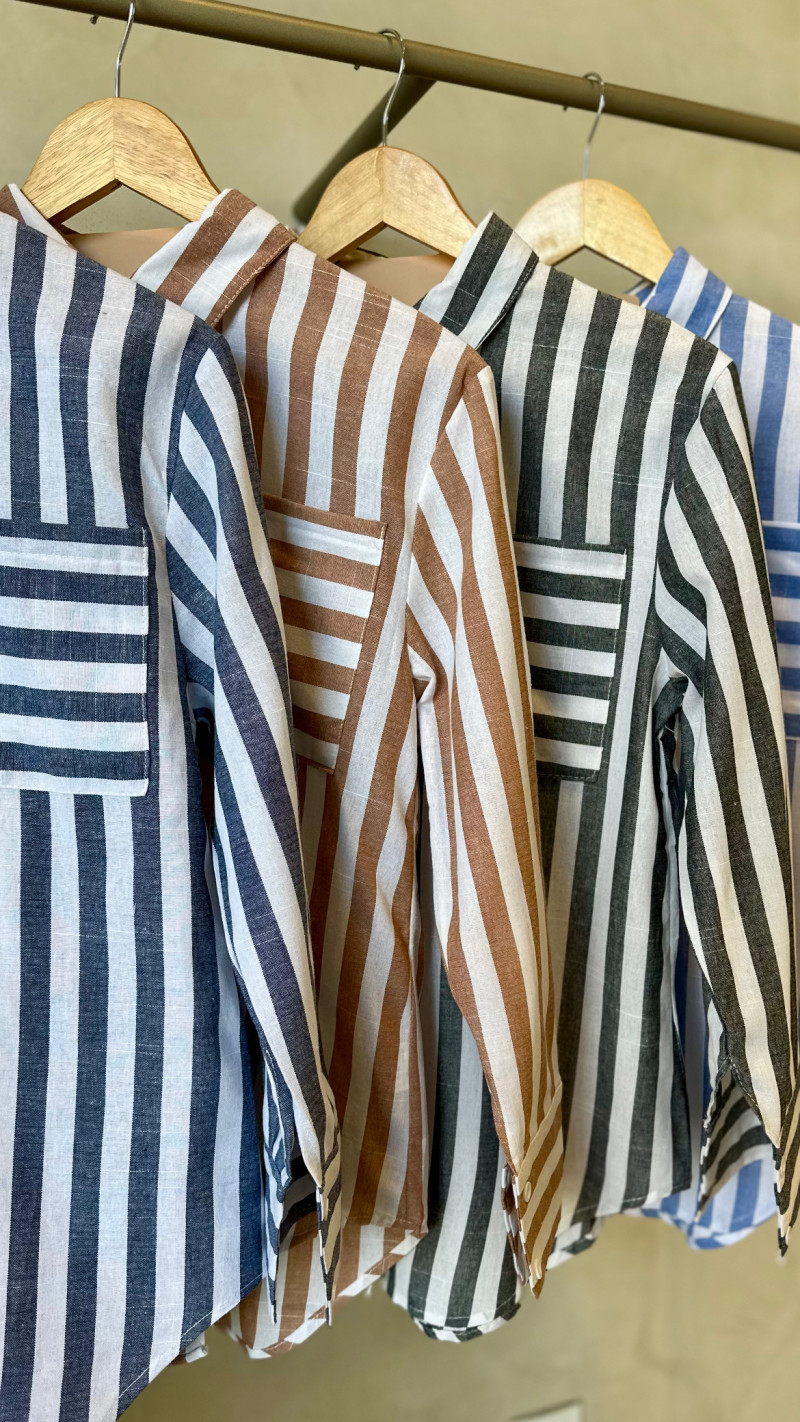 Camisa Básica Carolina
