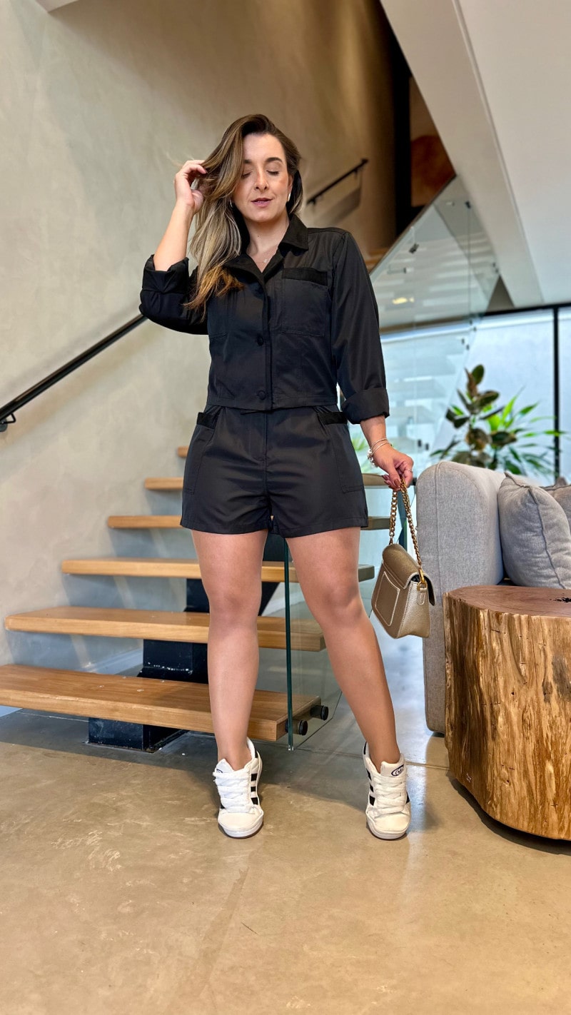 Conjunto Jaquetinha E Short Yas