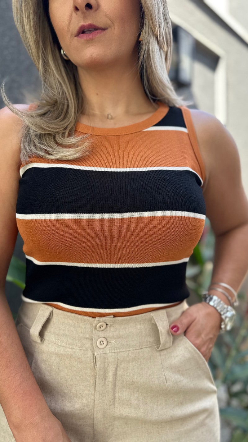 Blusa Básica Canelada Carine