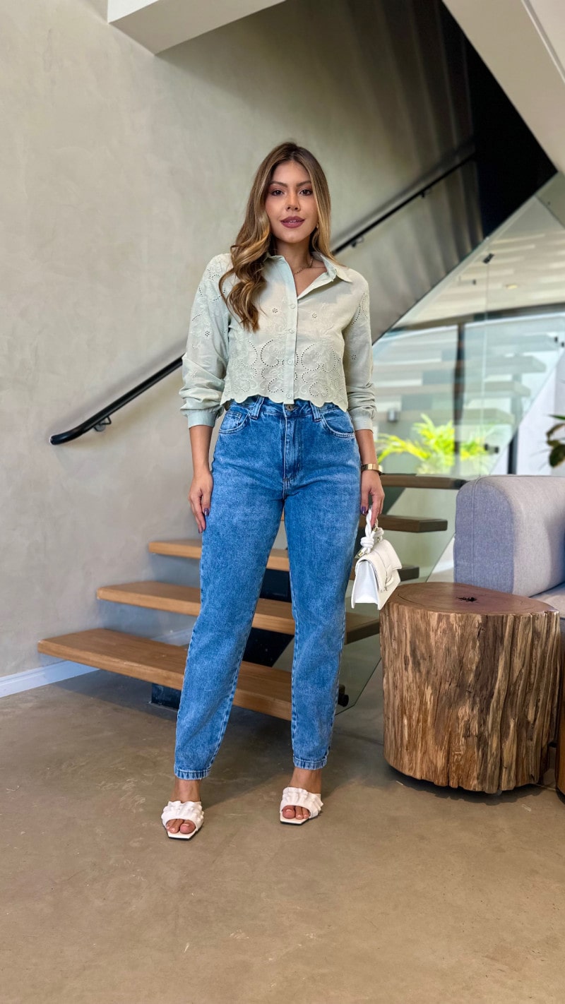 Camisa Cropped Bordado Suzy