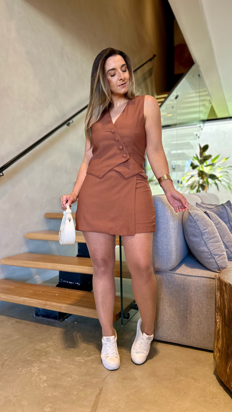 Conjunto Colete E Shortsaia Mariah