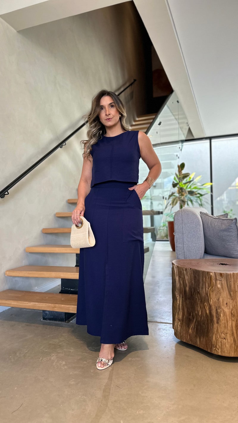 Conjunto Cropped E Saia Midi Marisa