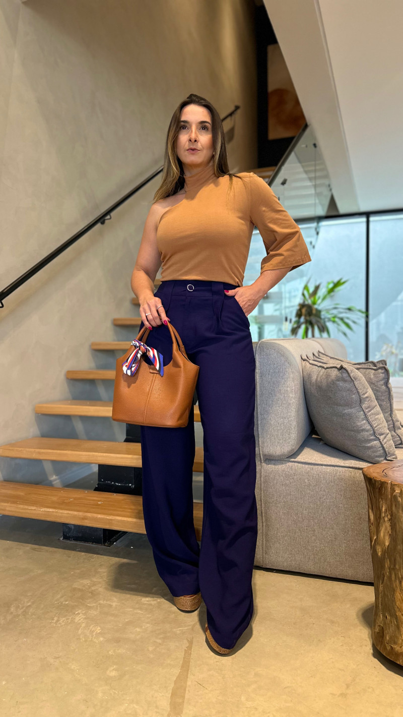 Blusa Nula Manga Gola Alta Malú