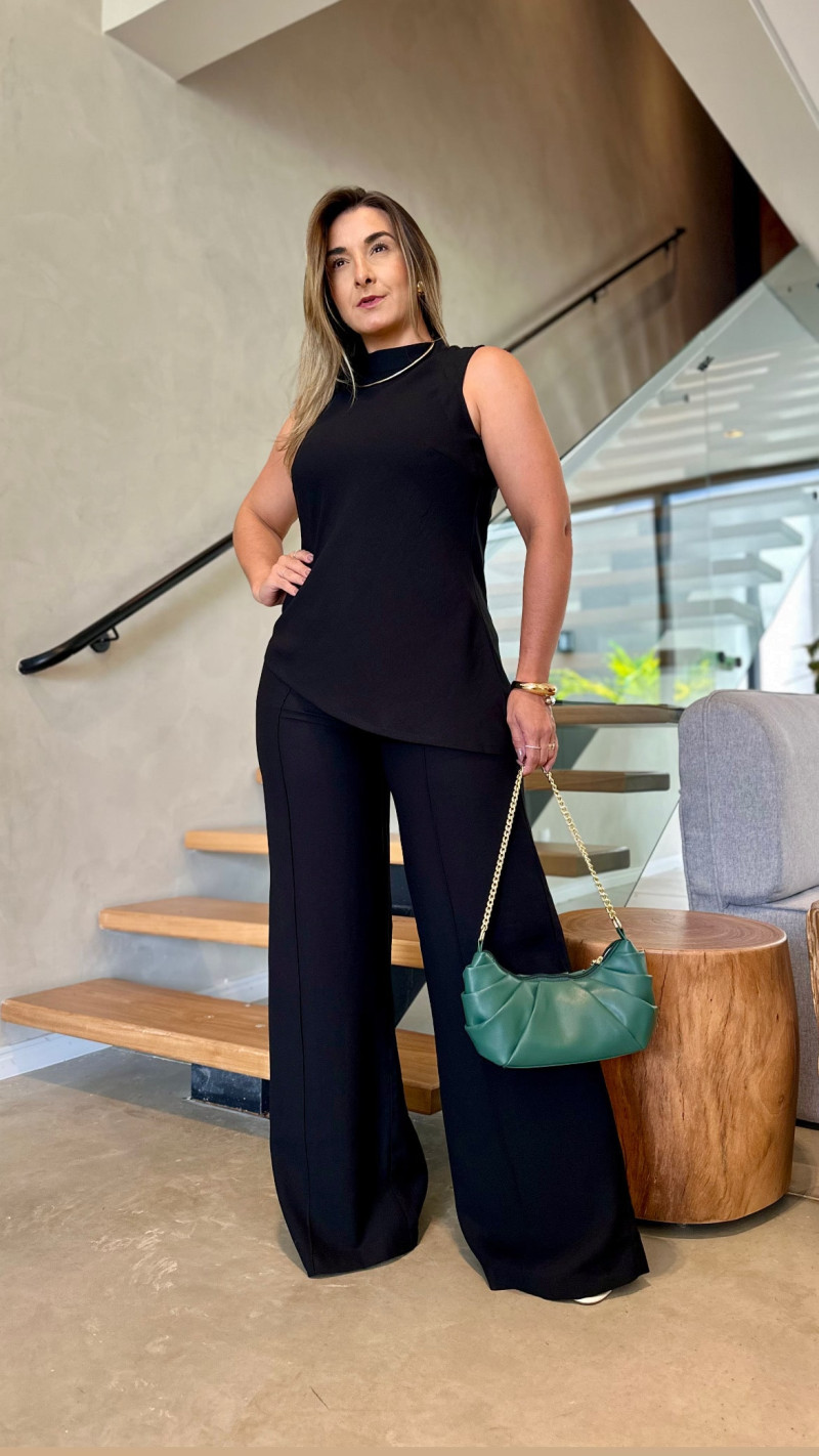 Conjunto Blusa Assimétrica E Calça Pantalona Dafne