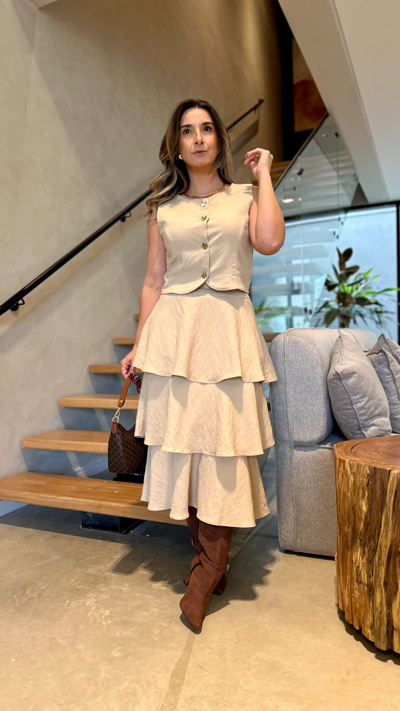 Conjunto Colete E Saia Camadas Lis
