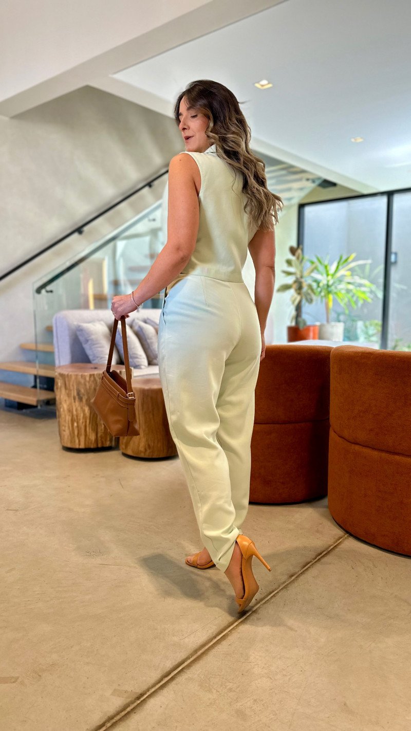 Conjunto Colete E Calça Flavia