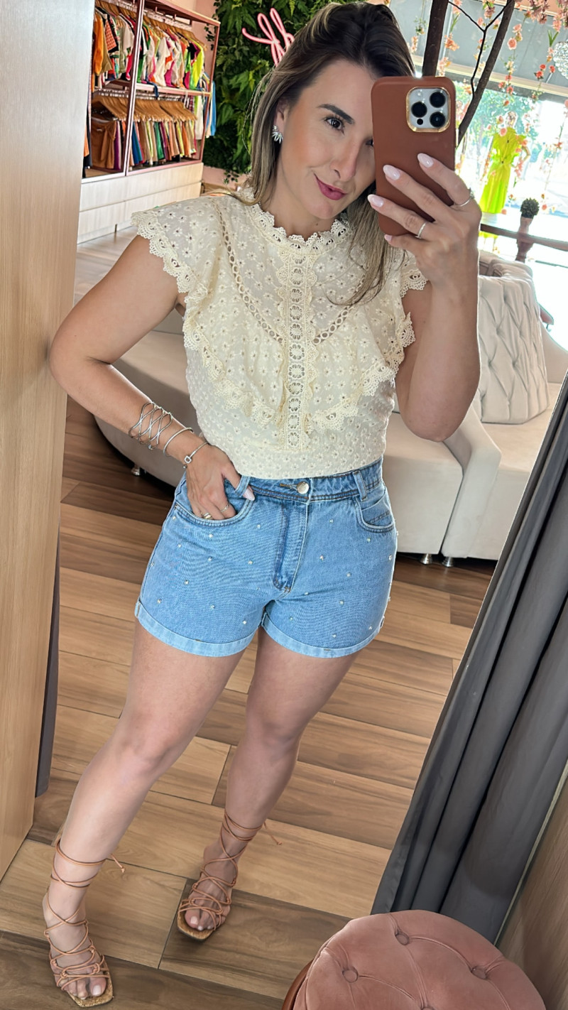 Cropped Lese