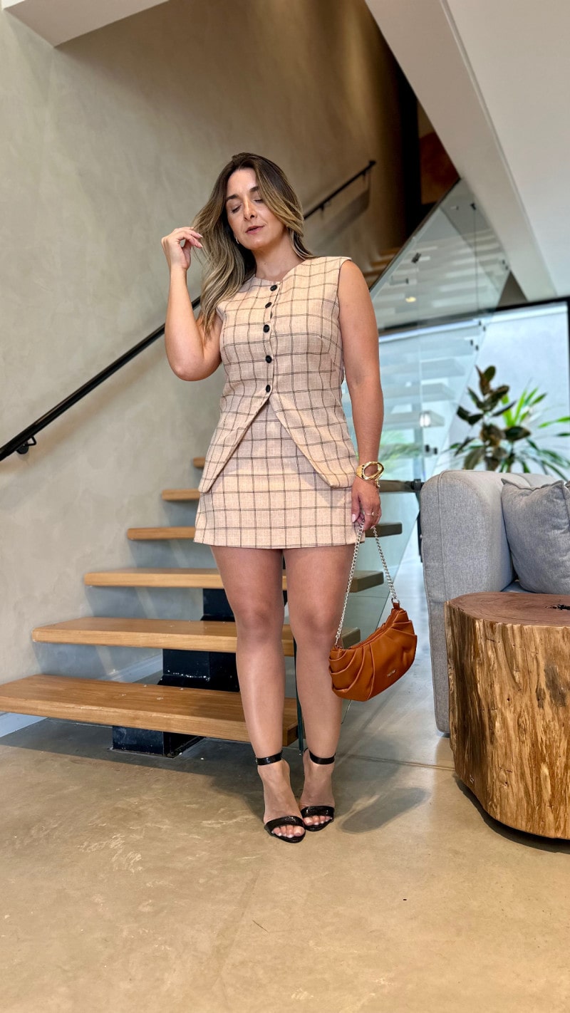 Conjunto Colete E Shortsaia Tainá