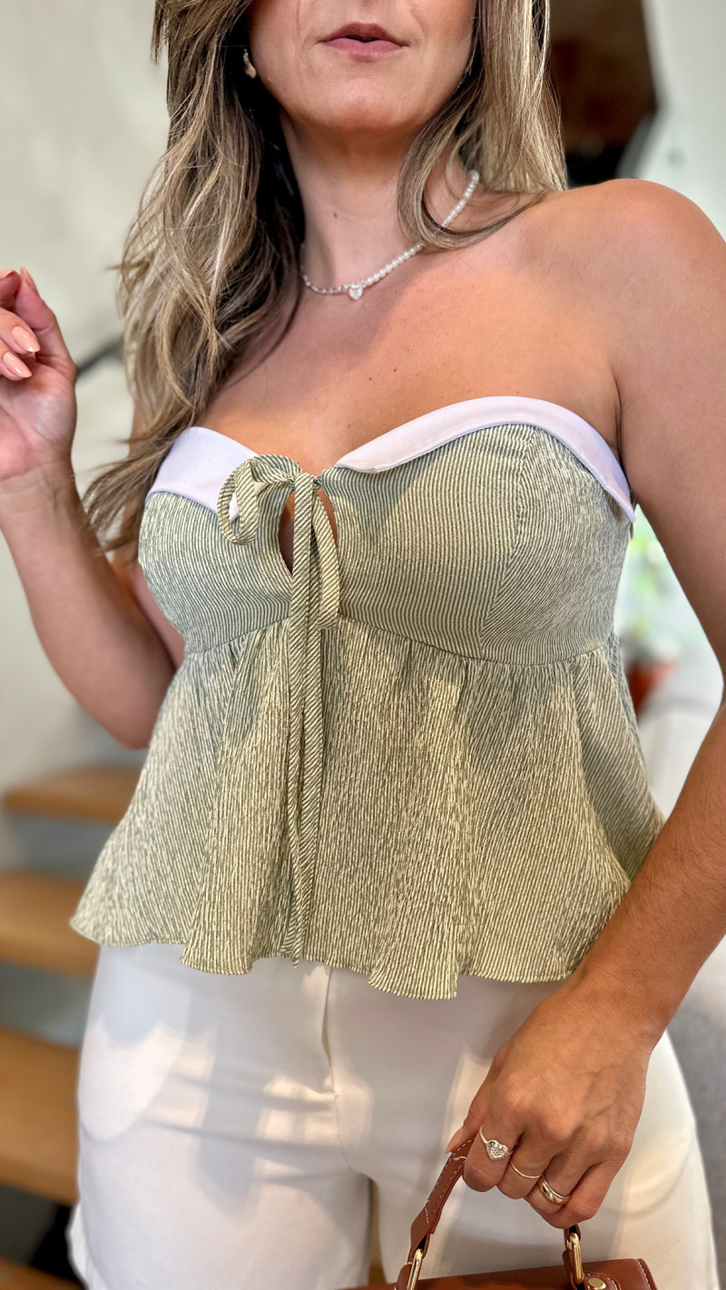 Cropped Tomara Que Caia Amanda
