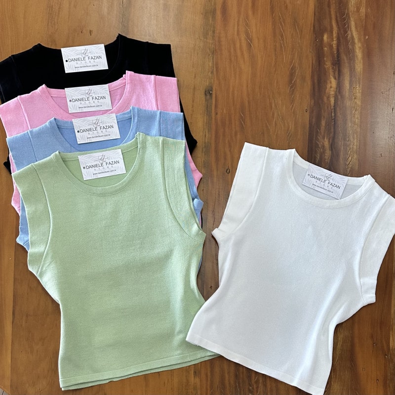 Blusa Básica Canelada Elay