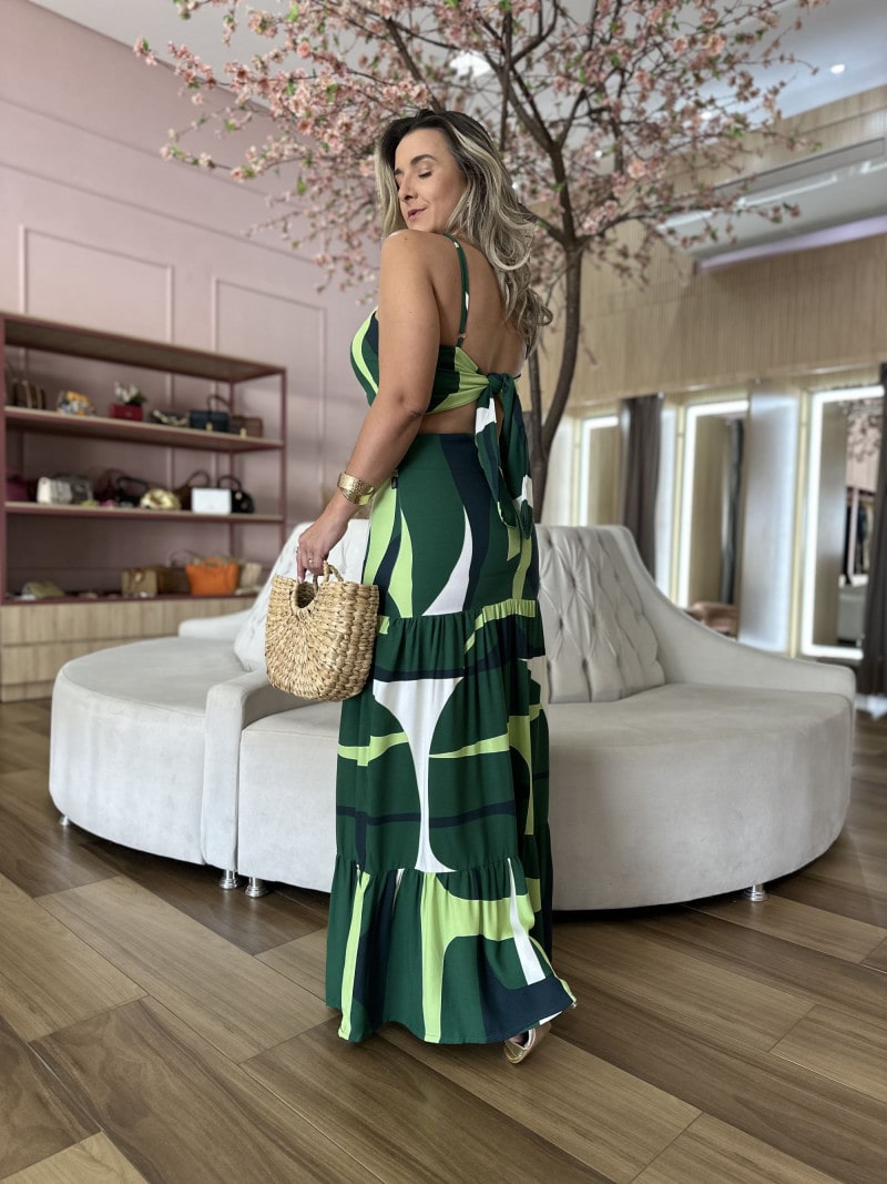 Conjunto Cropped E Saia Longa Donella