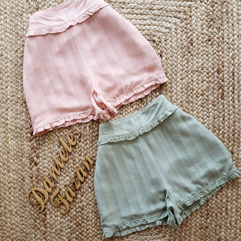 Short Babado