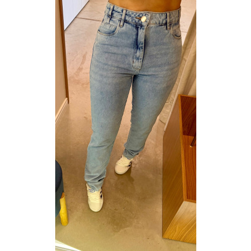 Calça Jeans Mom Amélia