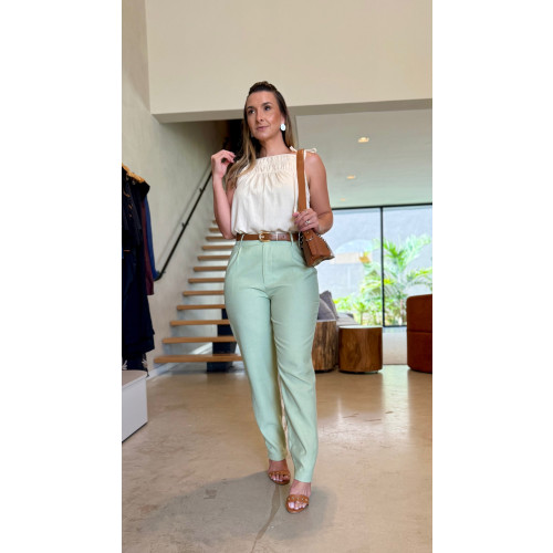 Calça Reta Alfaiataria Leona