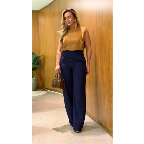 Calça Pantalona Detalhe Pala Paula 