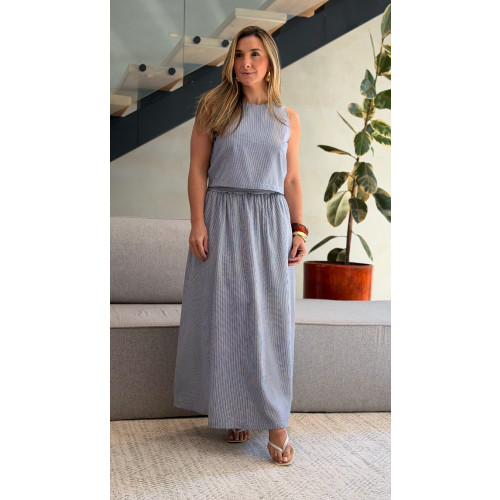 Conjunto Cropped e Saia midi Vitória 