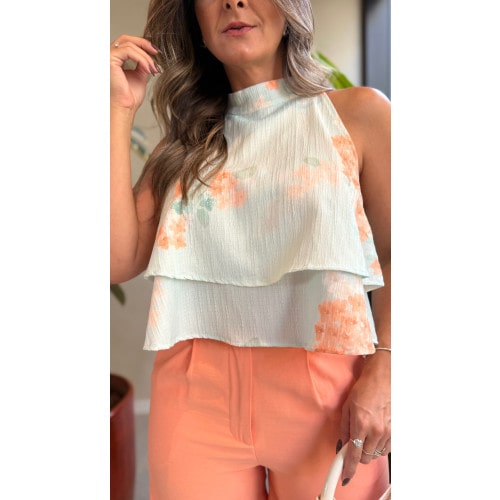 Blusa Gola Alta Babados Fer