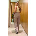 Calça Pantalona Detalhe Pala Paula 